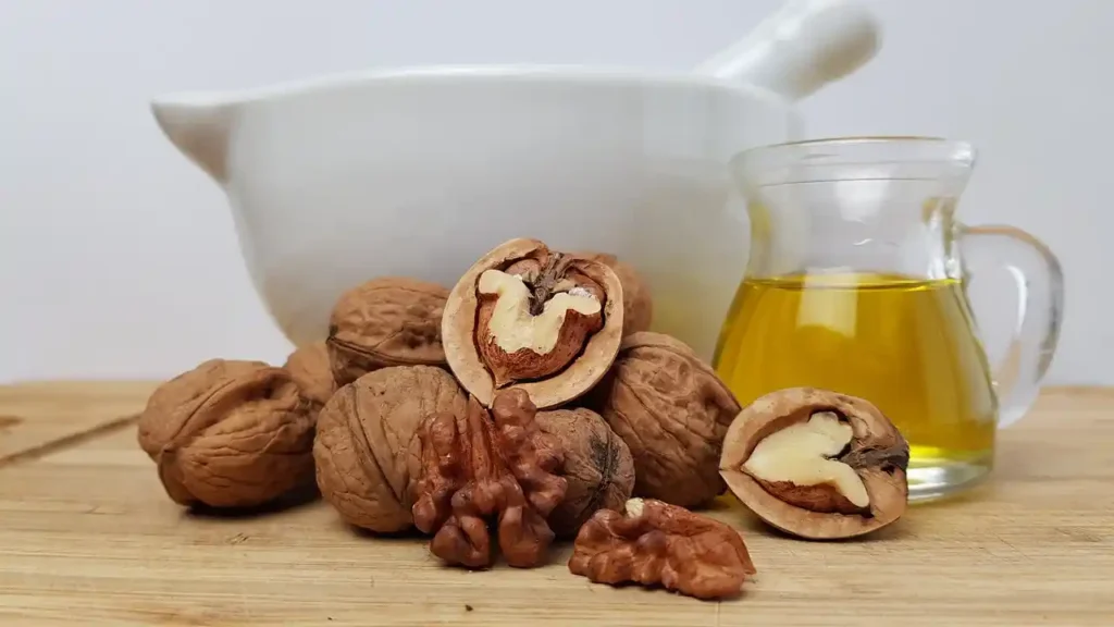Walnut oil: Know its complete details Walnut oil